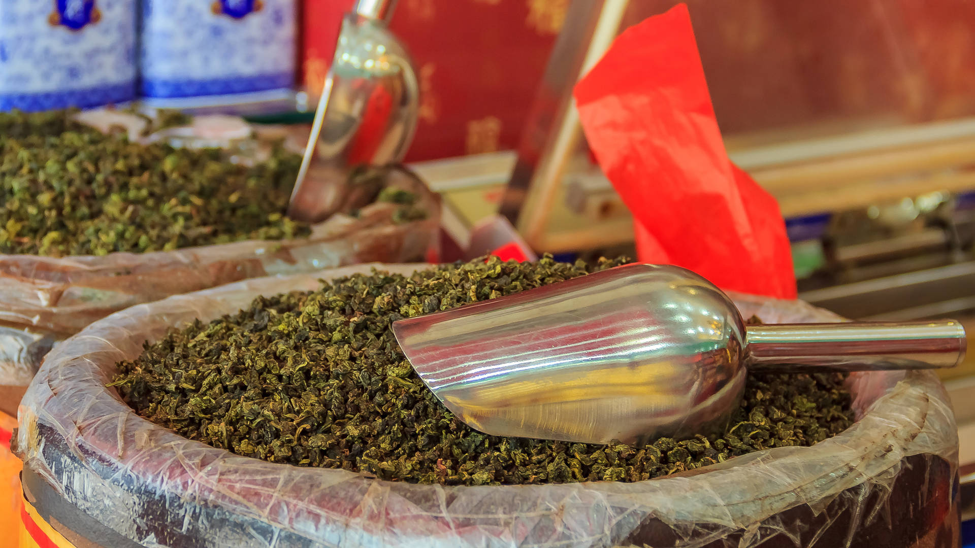 Tea in a Chinese market