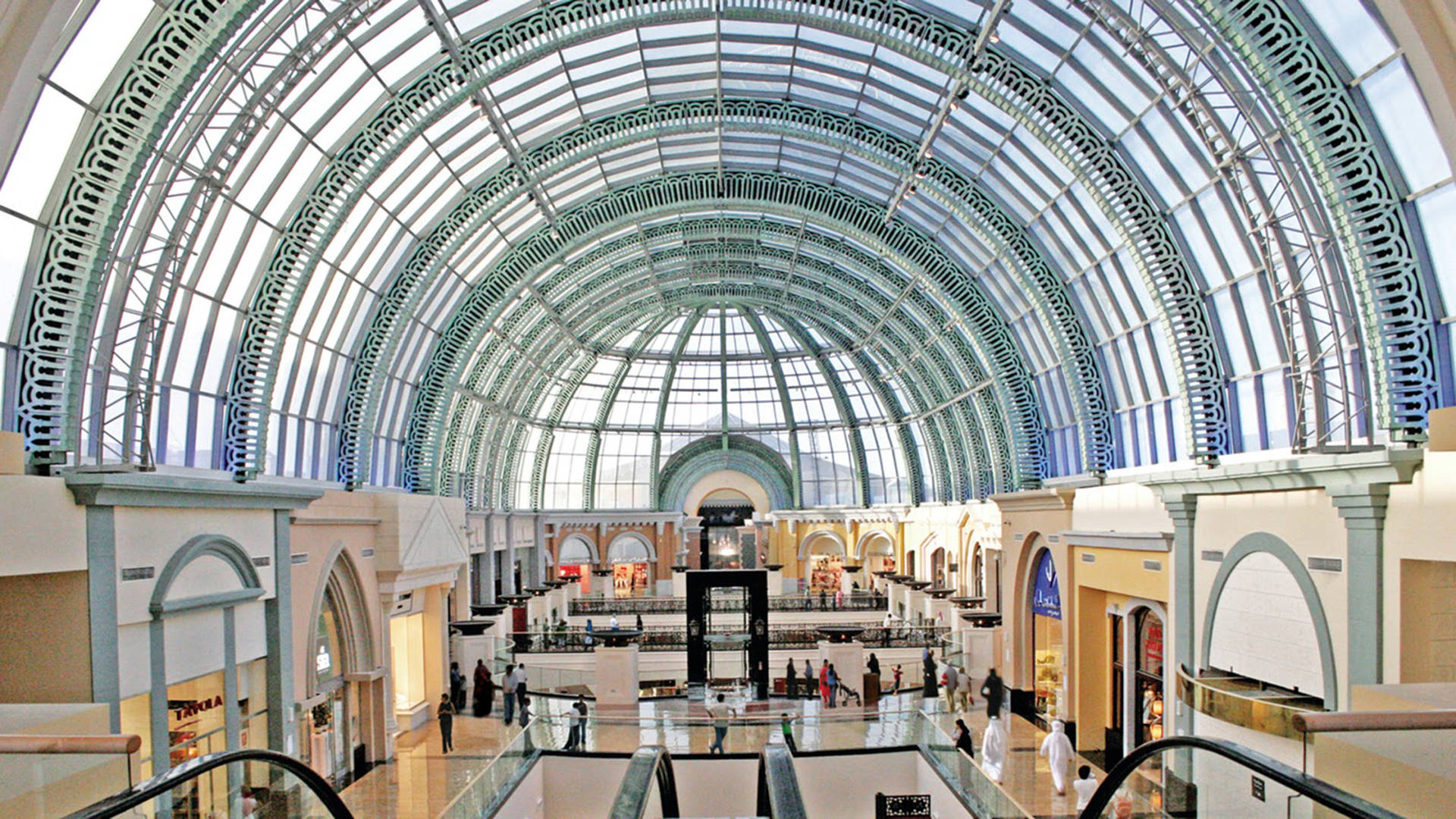 mall of the emirates shopping christmas dubai