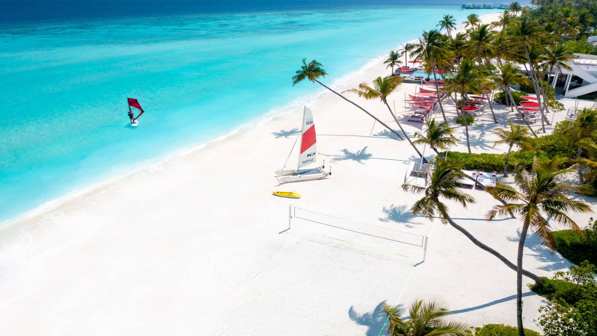 Kite surfing at Jumeirah Maldives Olhahali Island
