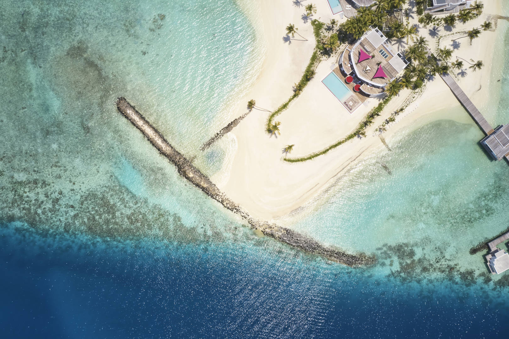 Aerial image of three bedroom villa at Jumeirah Maldives Olhahali Island