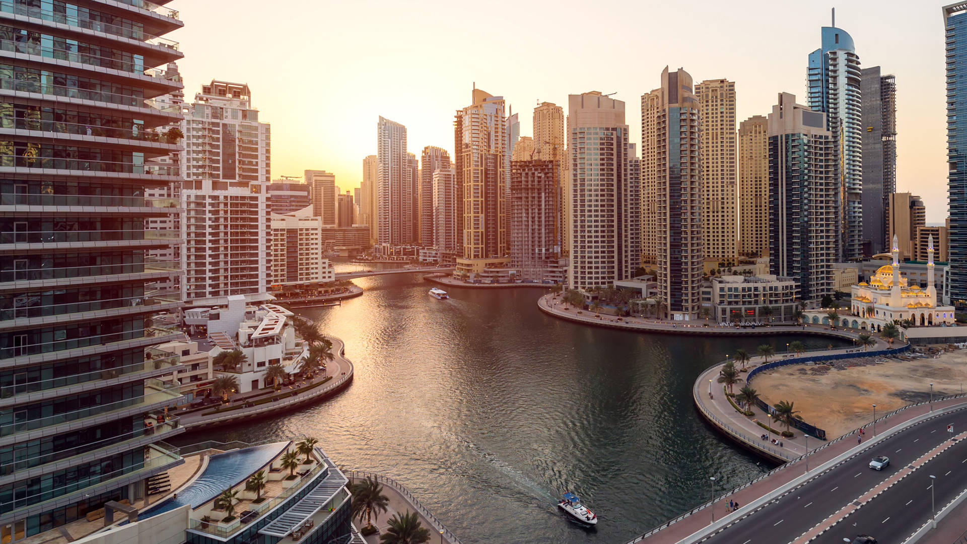 Sunset cruise Dubai Marina