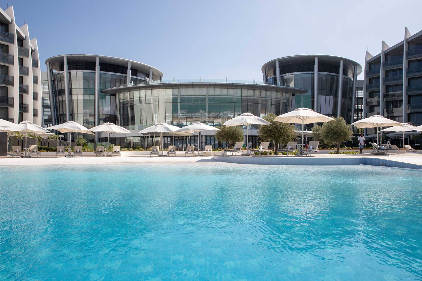 Front view of the Jumeirah Saadiyat Island Resort