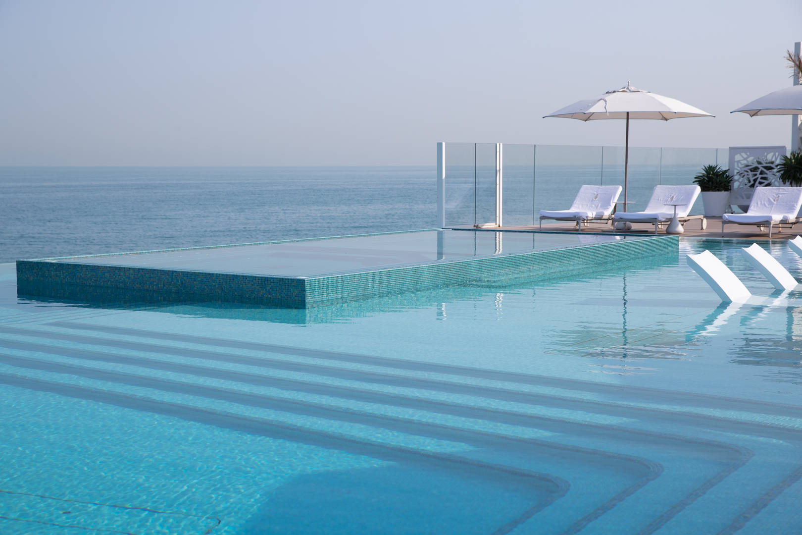 Jumeirah Burj Al Arab Terrace infiniti pool with view of the ocean