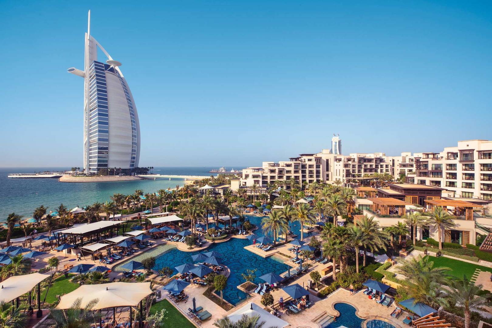 Найти отели дубай. Jumeirah al Naseem пляж. Отель Атлантис Дубай. MJL Дубай. ОАЭ туи.