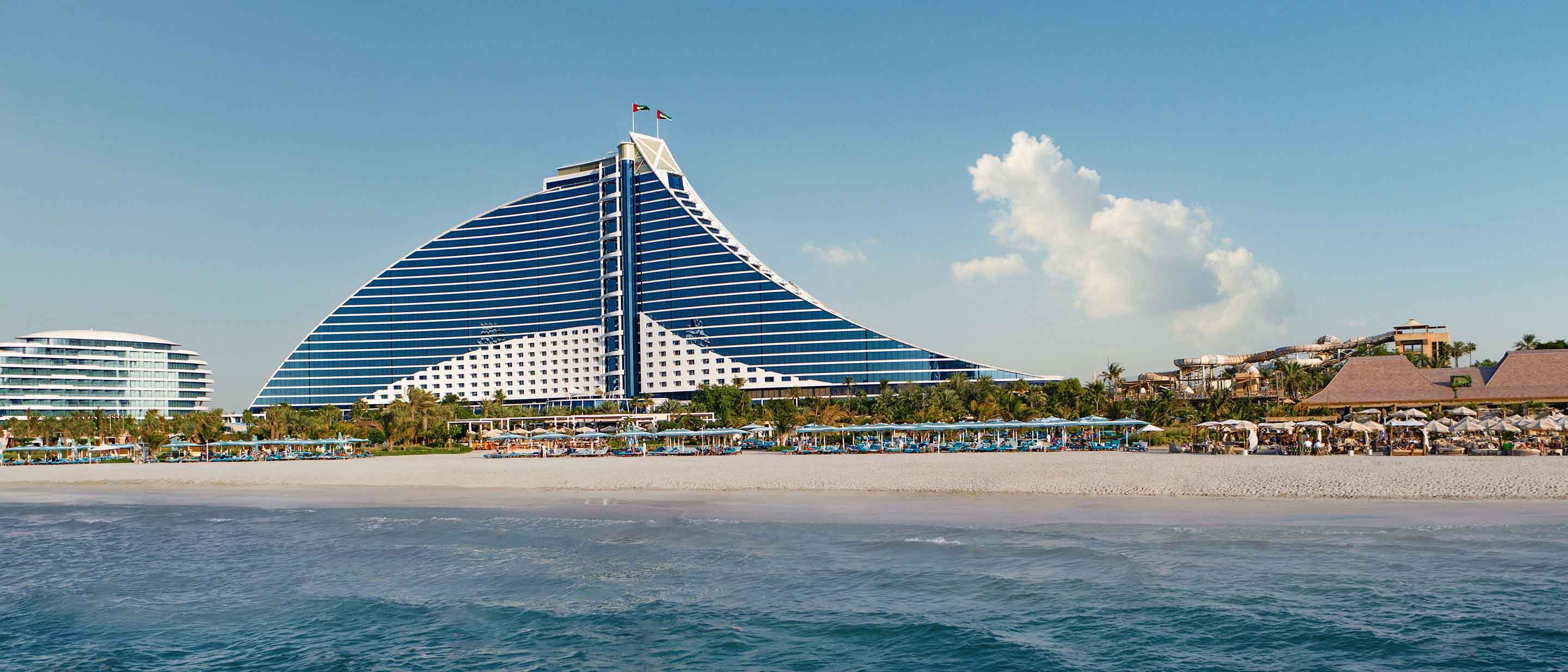 JUMEIRAH BEACH HOTEL ジュメイラ ビーチ ホテル　タオル Jumeirah Beach Hotel | Family Beach Resort Dubai | Jumeirah