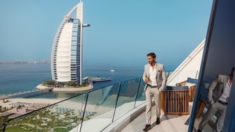 Jumeirah Beach Hotel - Visa Clubs and Suites