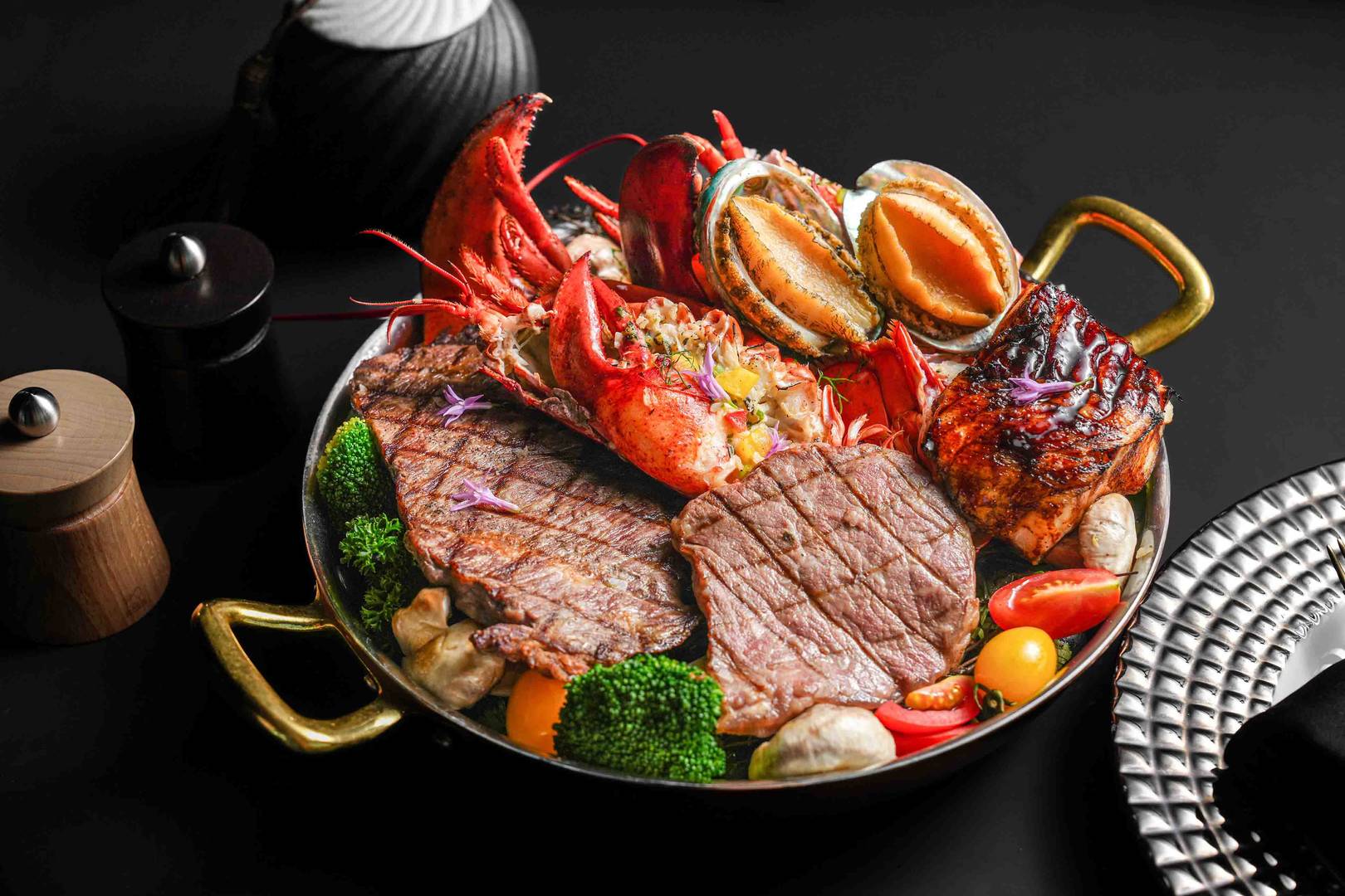Zhuo Xian | Seafood Restaurant at Jumeirah Nanjing, China