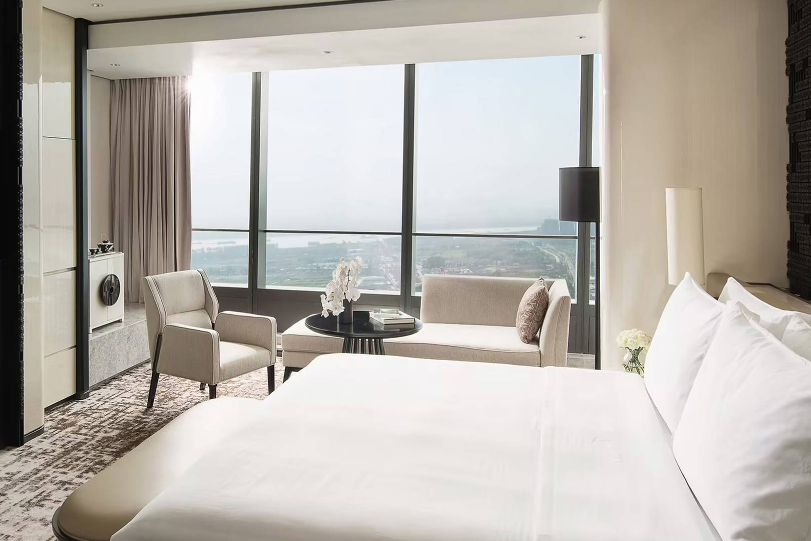 Rooms and Suites at Jumeirah Nanjing | Jumeirah