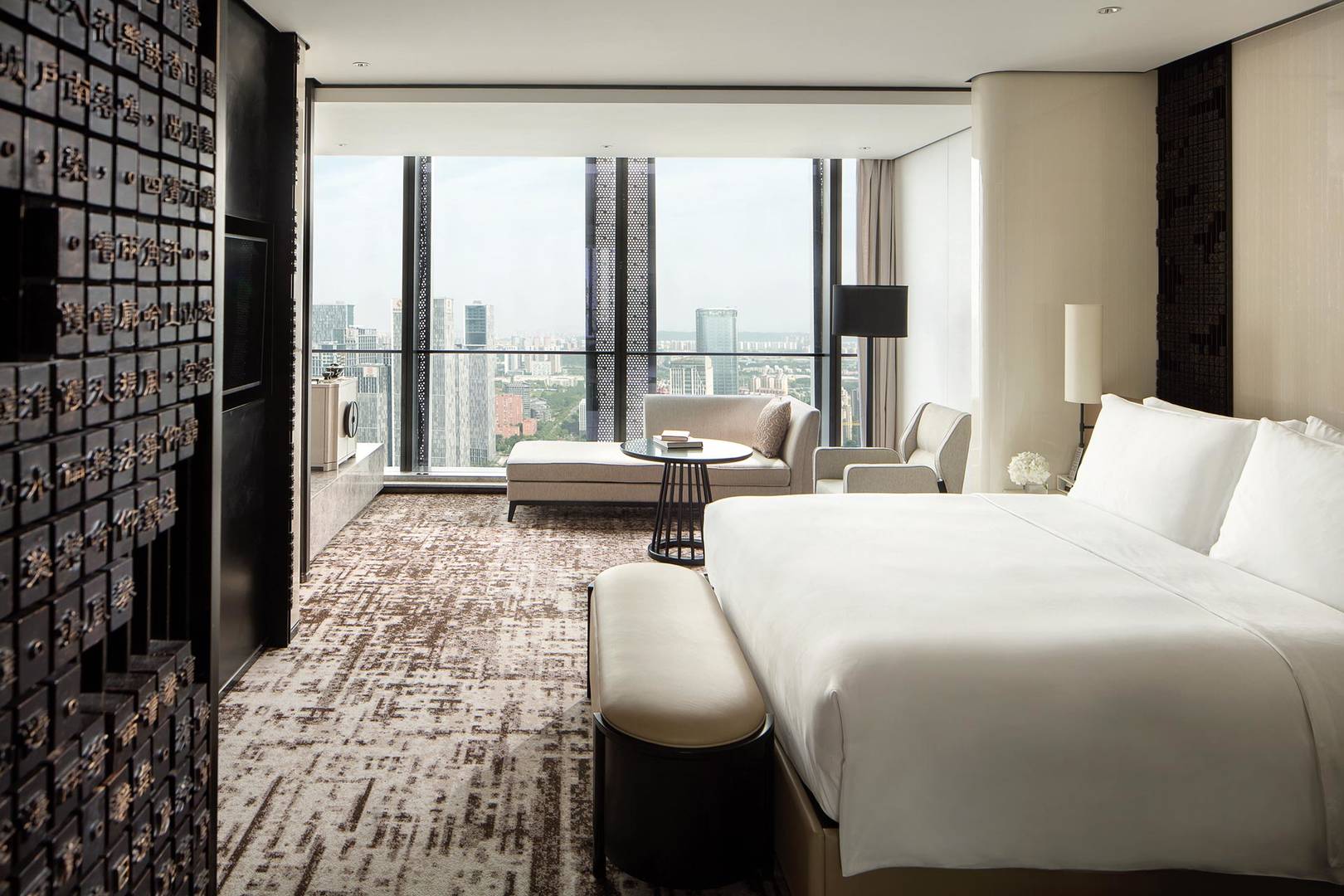 Grand Deluxe King with City View | Jumeirah Nanjing | Jumeirah