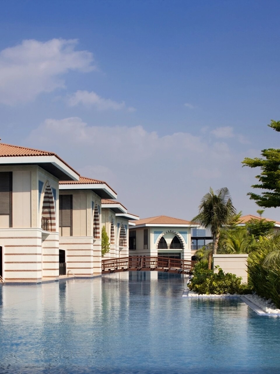 Jumeirah Zabeel Saray - Royal Villa Lagoon - Exterior Day