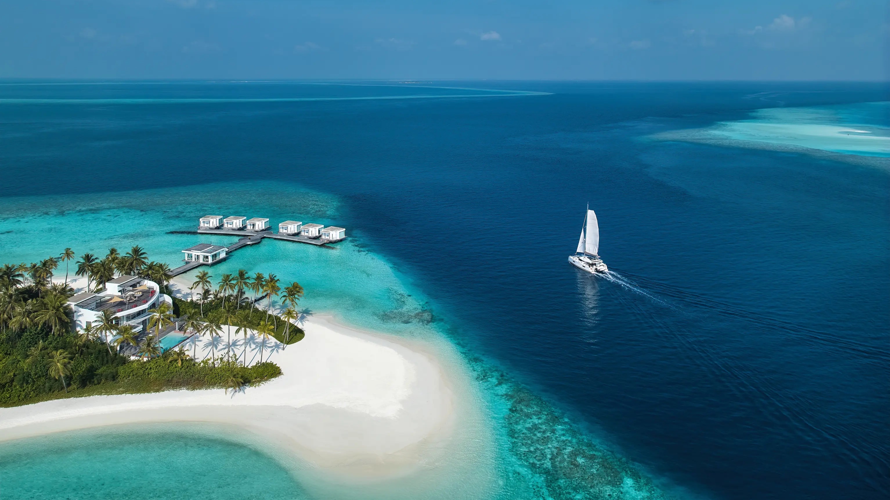 Jumeirah Maldives Olhahali Island -  Aerial with Catarmaran 2