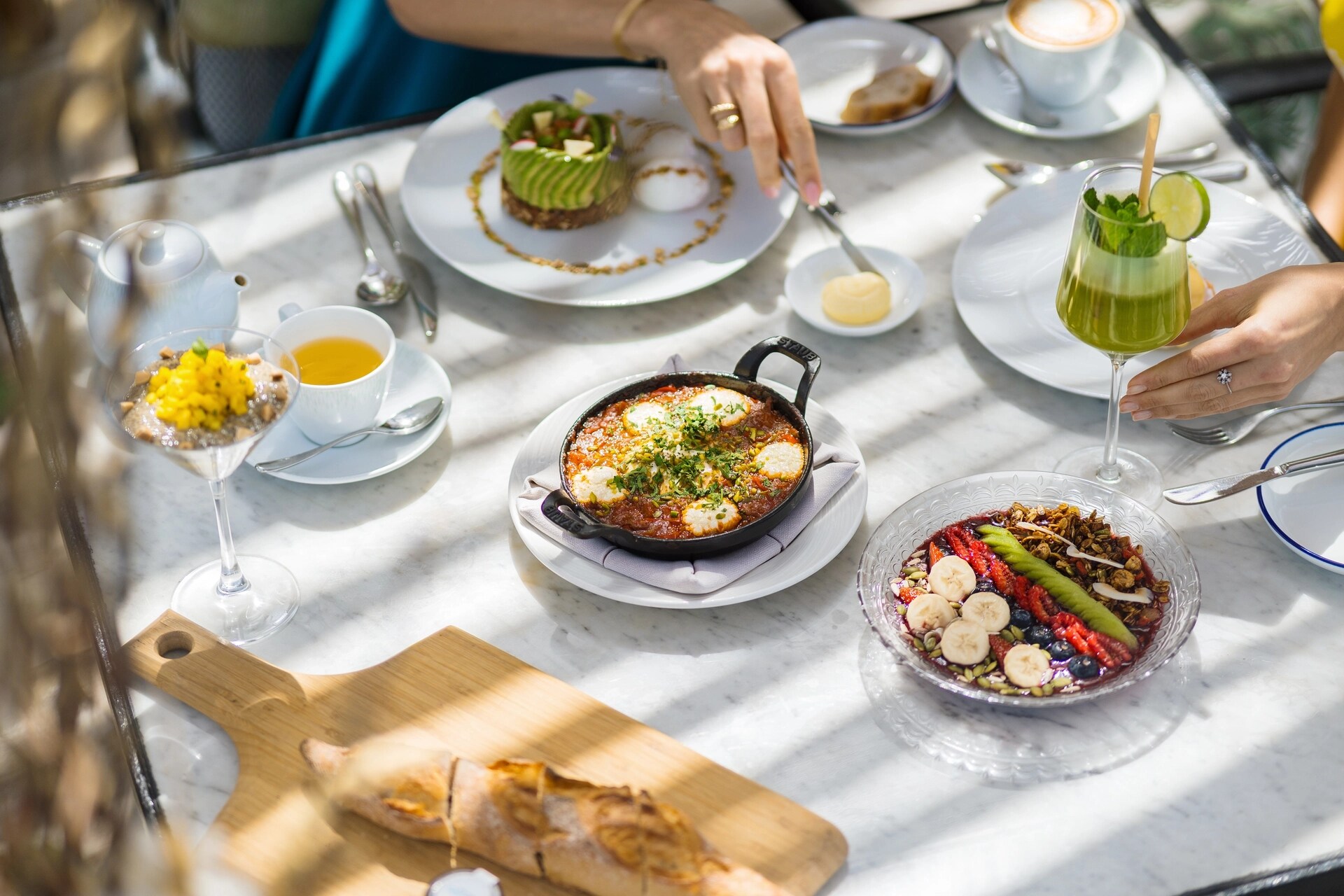 Jumeirah Al Qasr_French Riviera Beach_Food and Drink_Landscape_Image 4