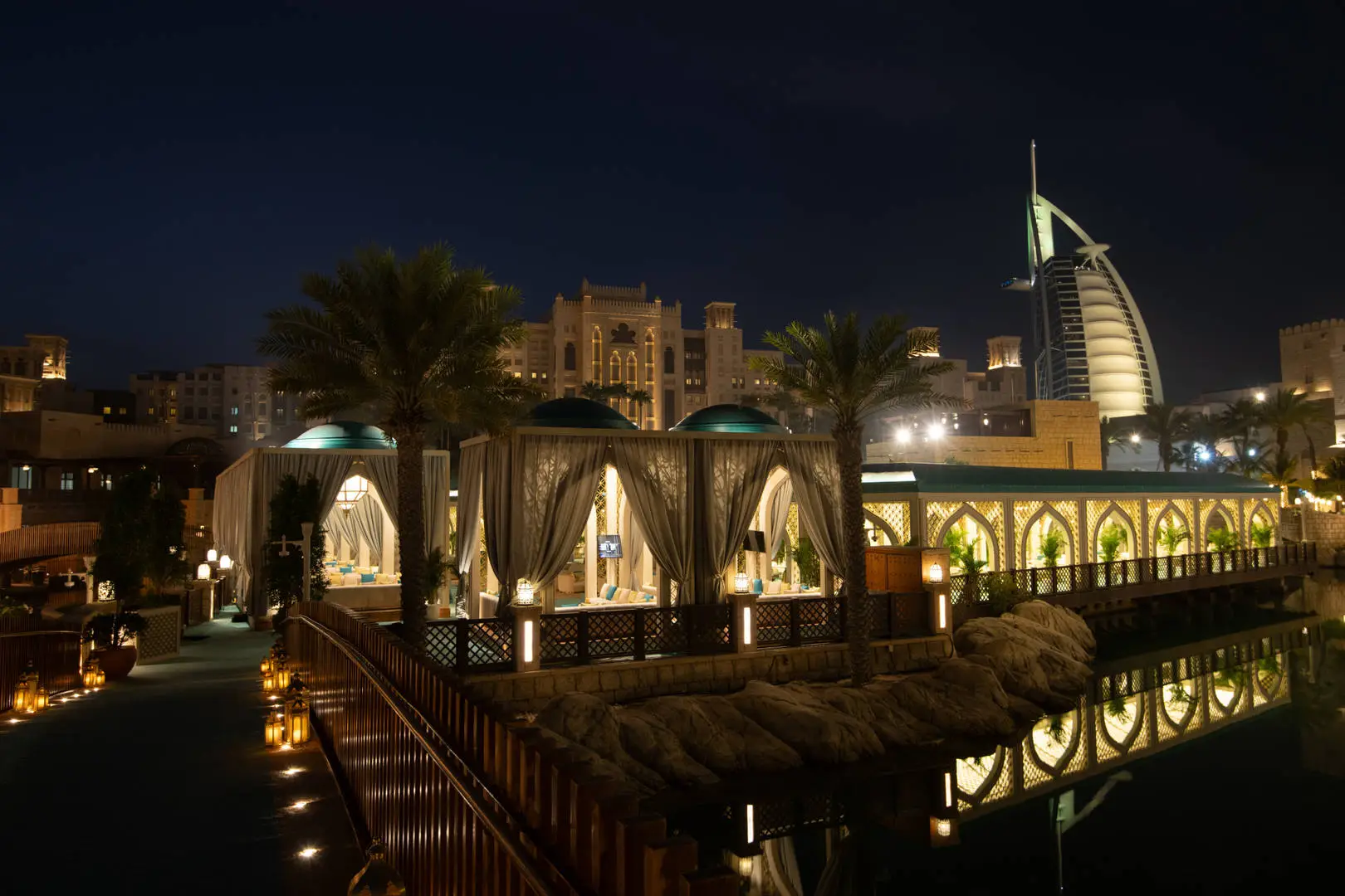 Enchanting alfresco venue