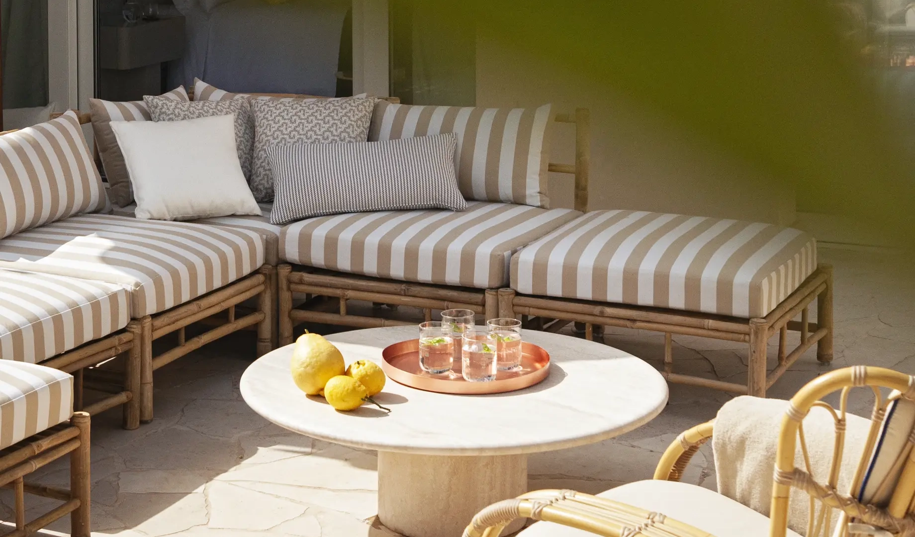 Jumeirah Capri Palace_Deluxe Suite Terrace Pool Side_terrace