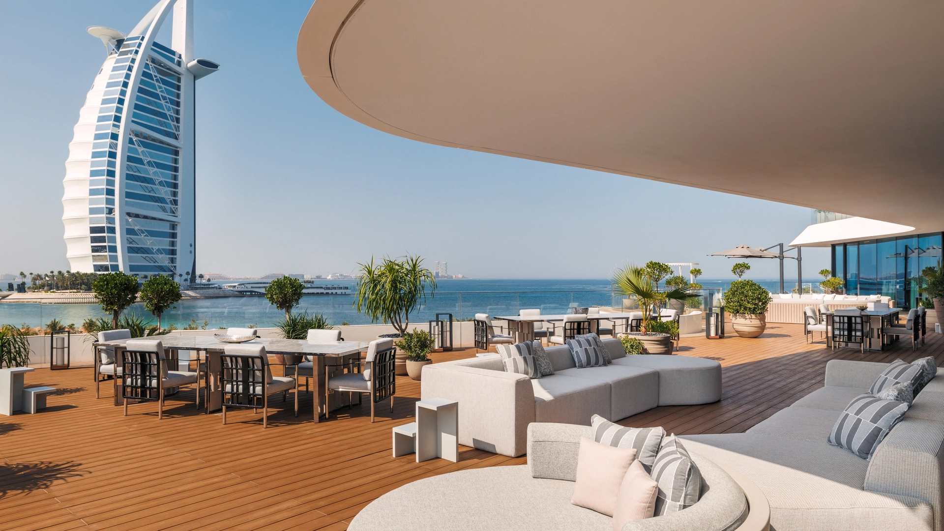 Jumeirah Marsa Al Arab_Pearl Suite_Terrace_Burj View