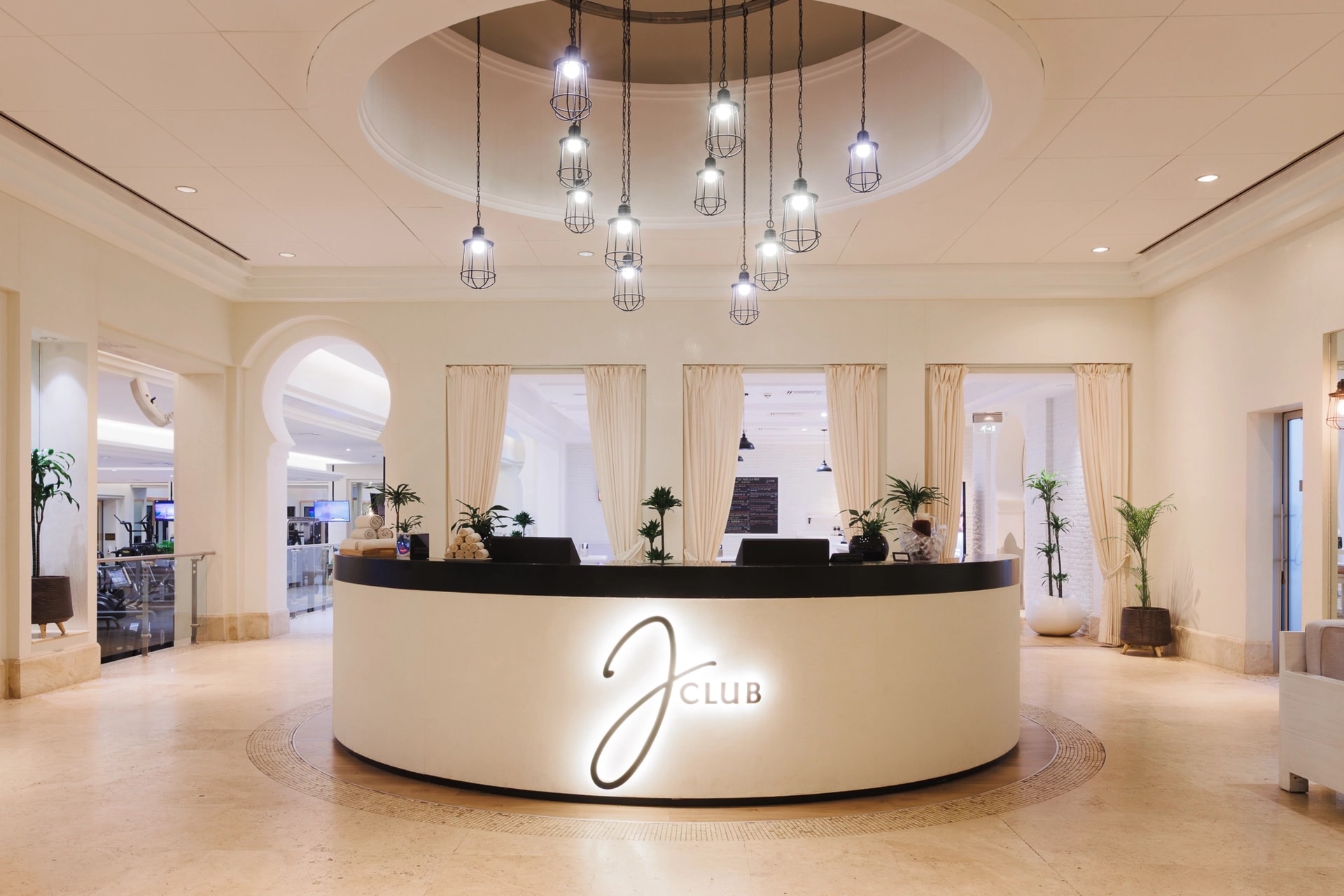 Jumeirah Mina Al Salam_CLUB_INTERIOR-1001.jpg