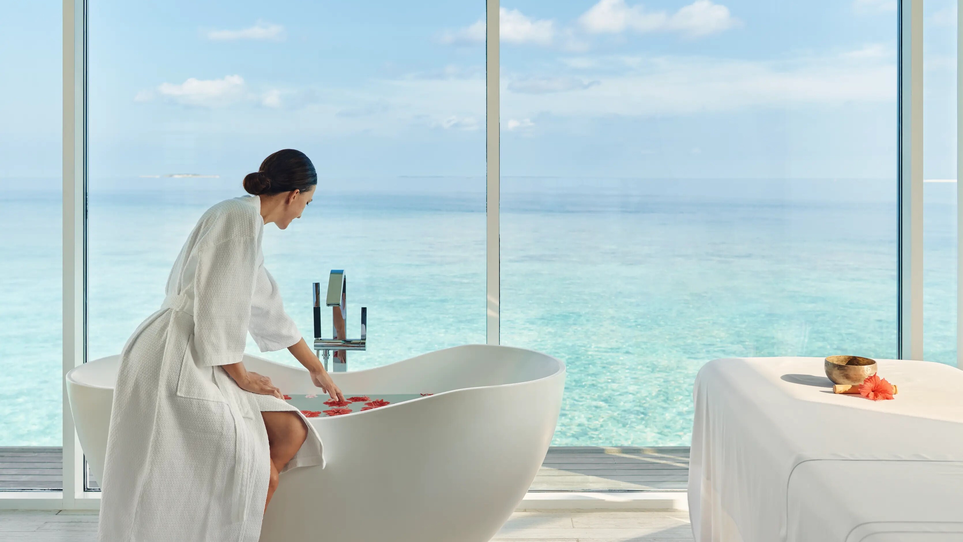 Jumeirah Maldives - Talise Spa Treatment Room