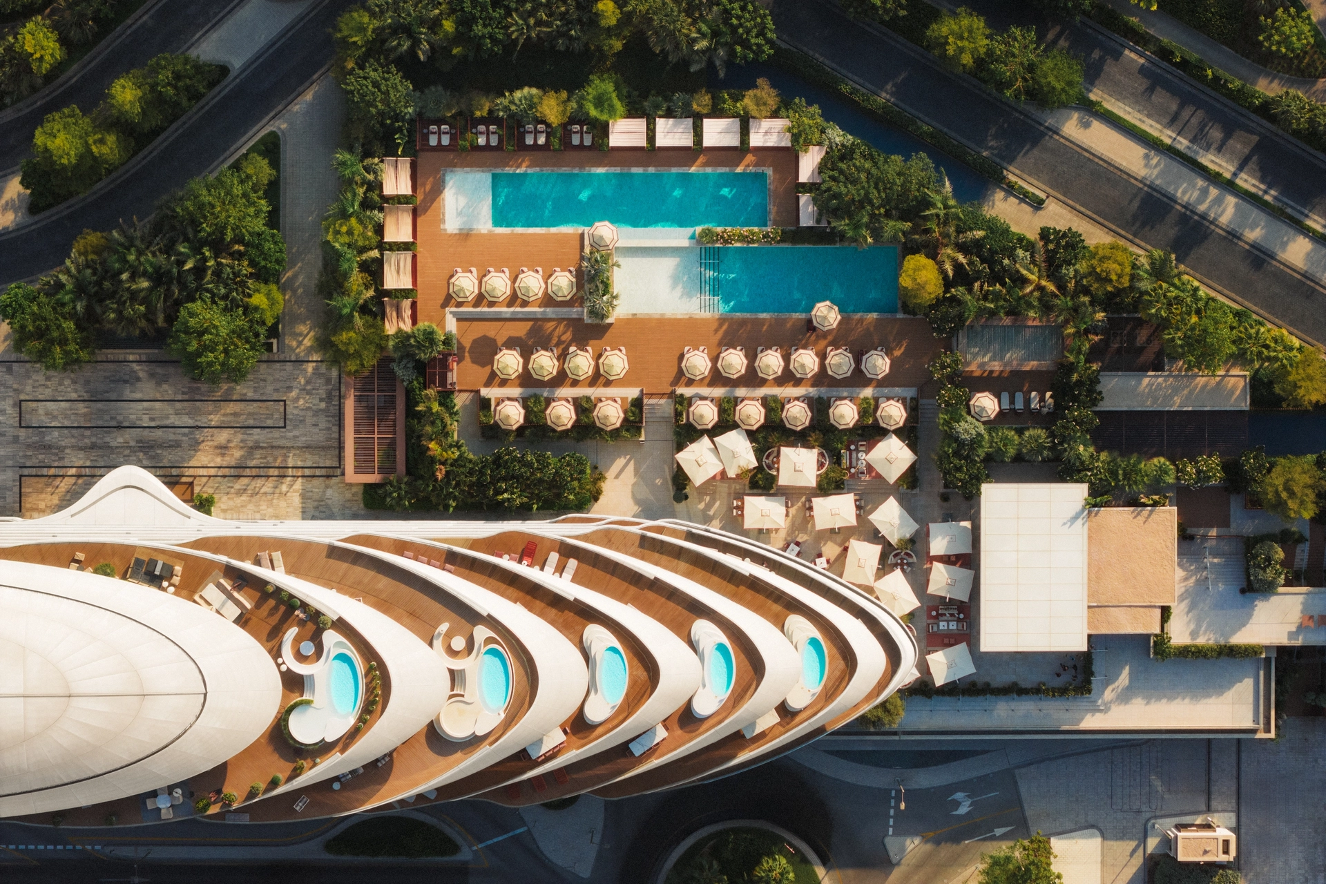 Jumeirah Marsa Al Arab_Residences_Drone_Pool View.jpg