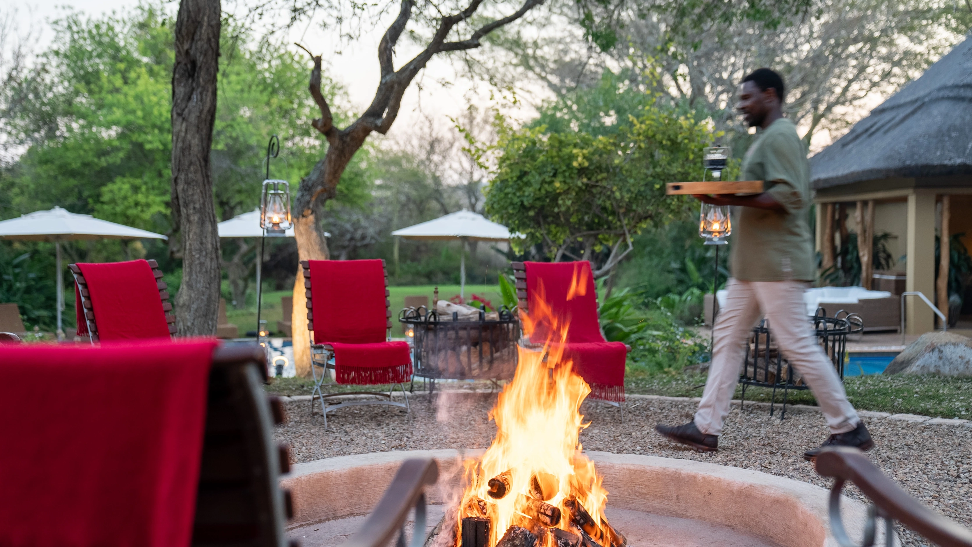 Jumeirah Thanda Safari_Five Bedroom Villa iZulu_Exterior_Pool_Fire_3.jpg