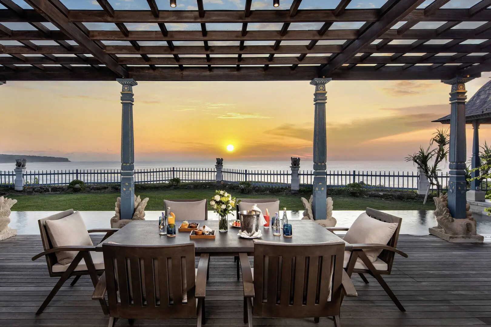 jcom_Hero_imageJumeirah BaliTwoBedroomOceanVillaView