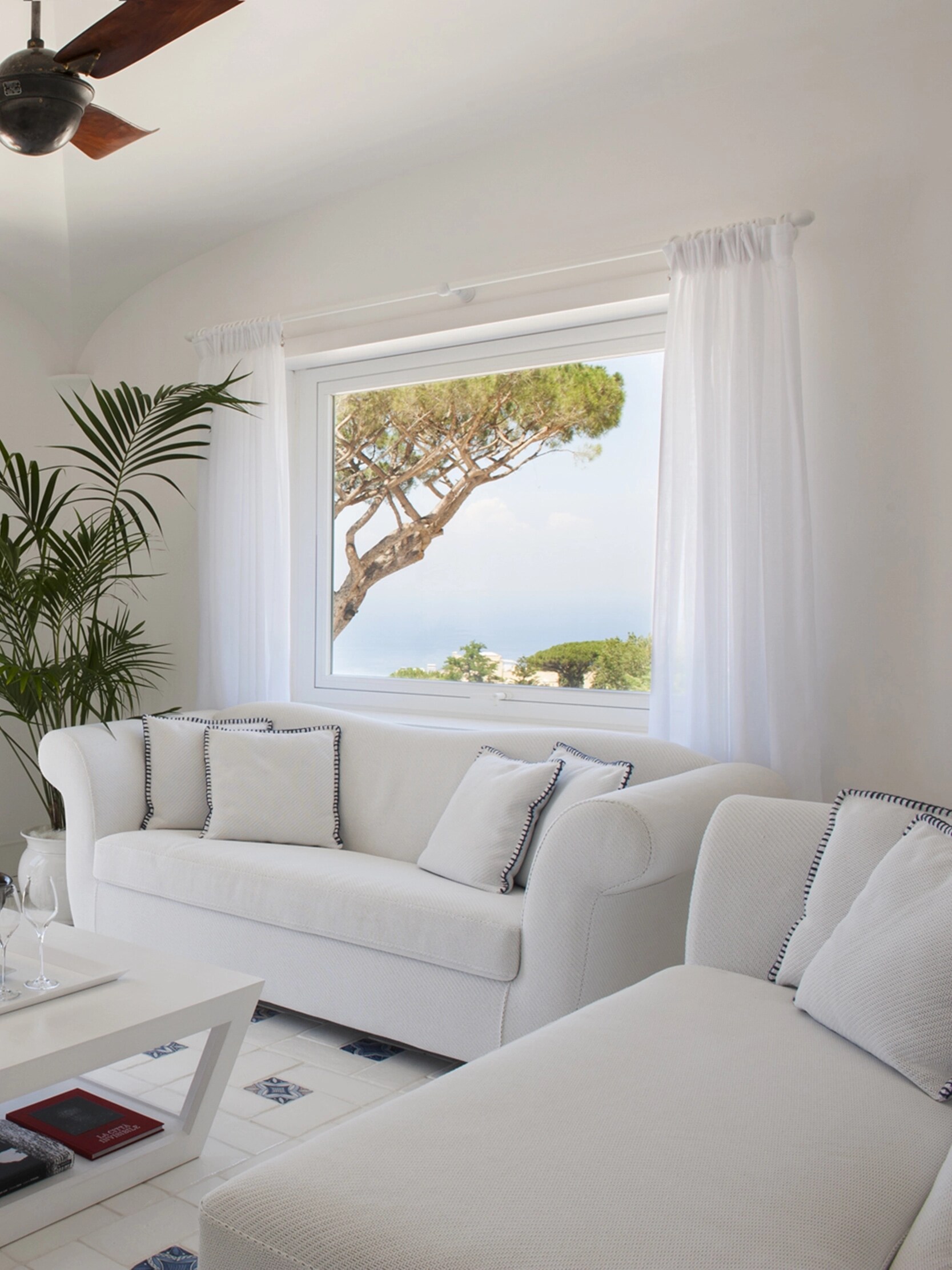 Jumeirah Capri Palace - Capritouch Executive Living Room