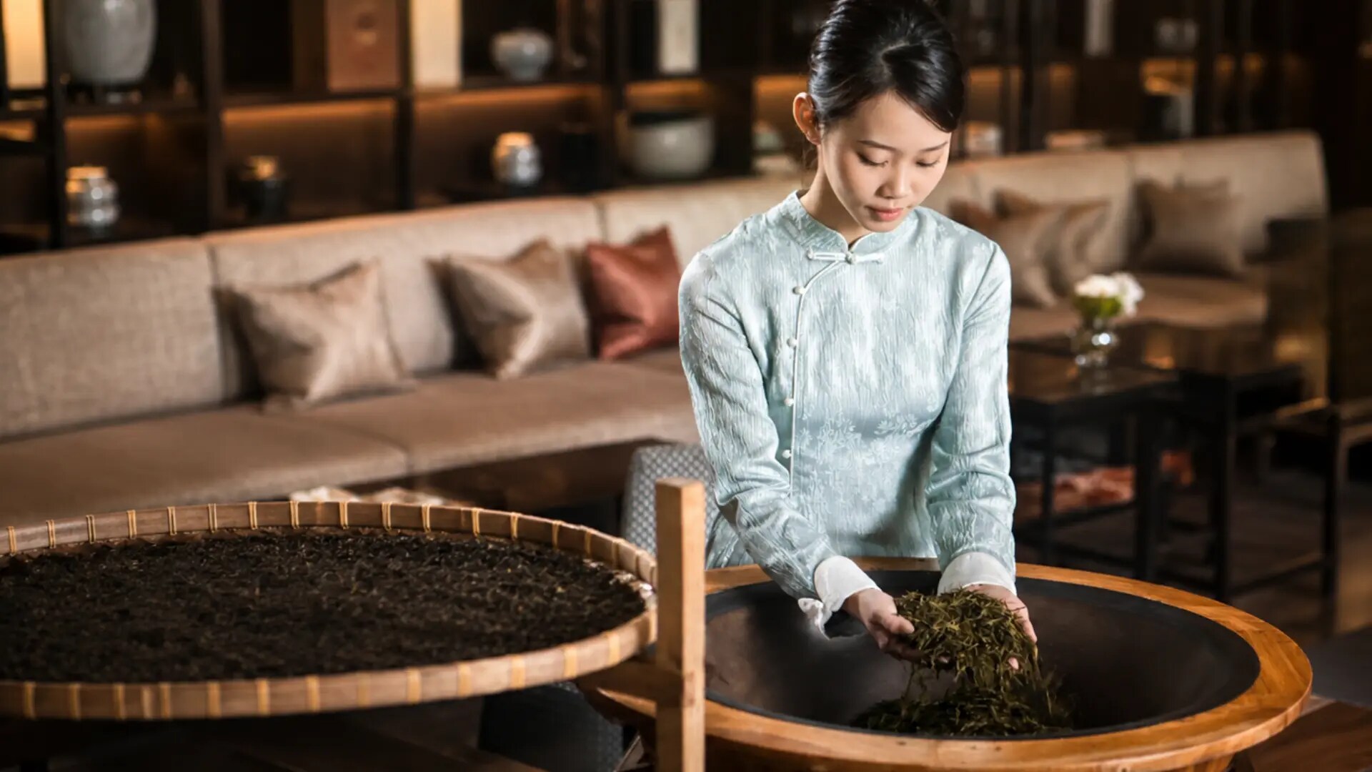 Jumeirah Guangzhou Tea Leaves.png