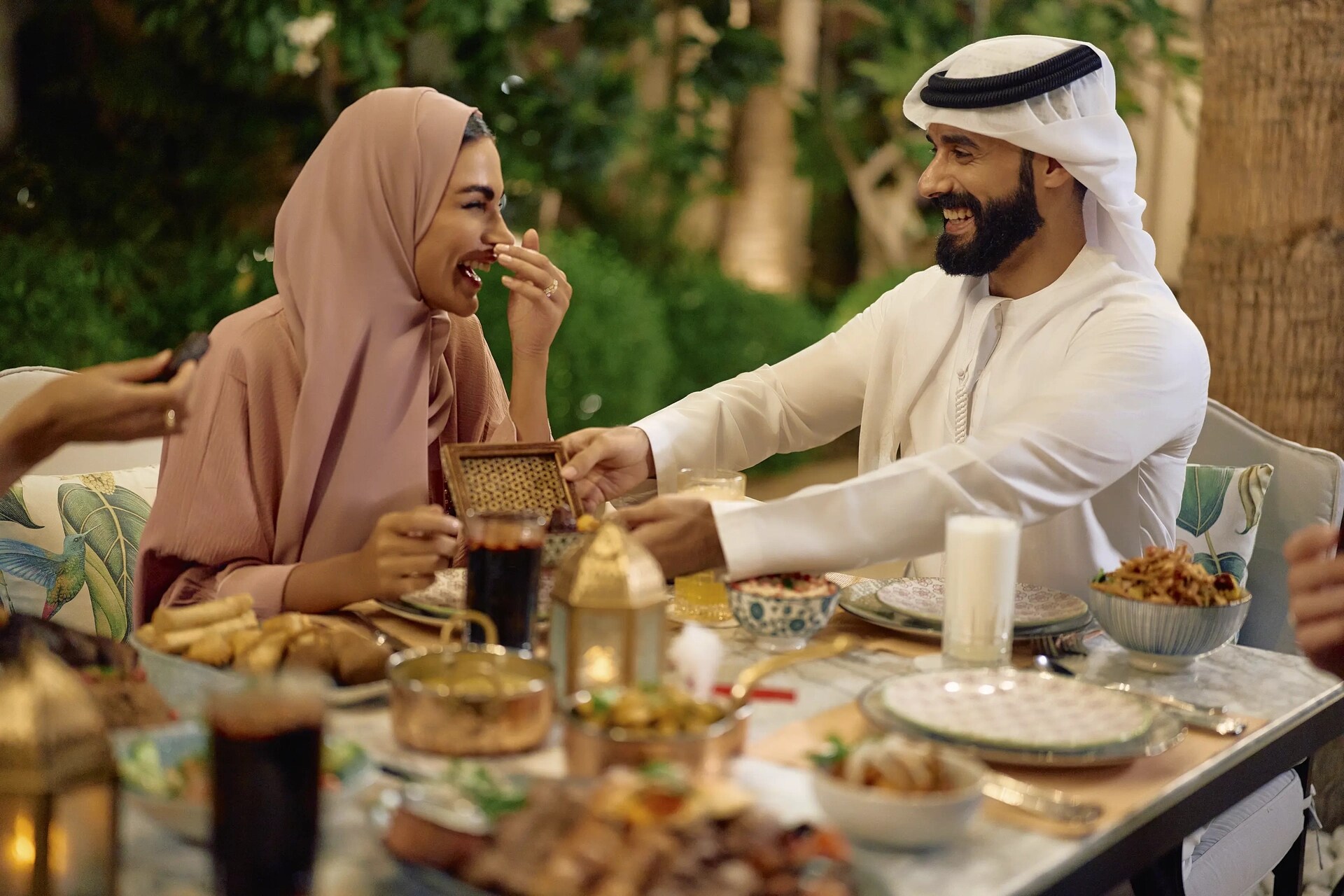 Ramadan_Al Qasr_Arab Couple_Dinner_1