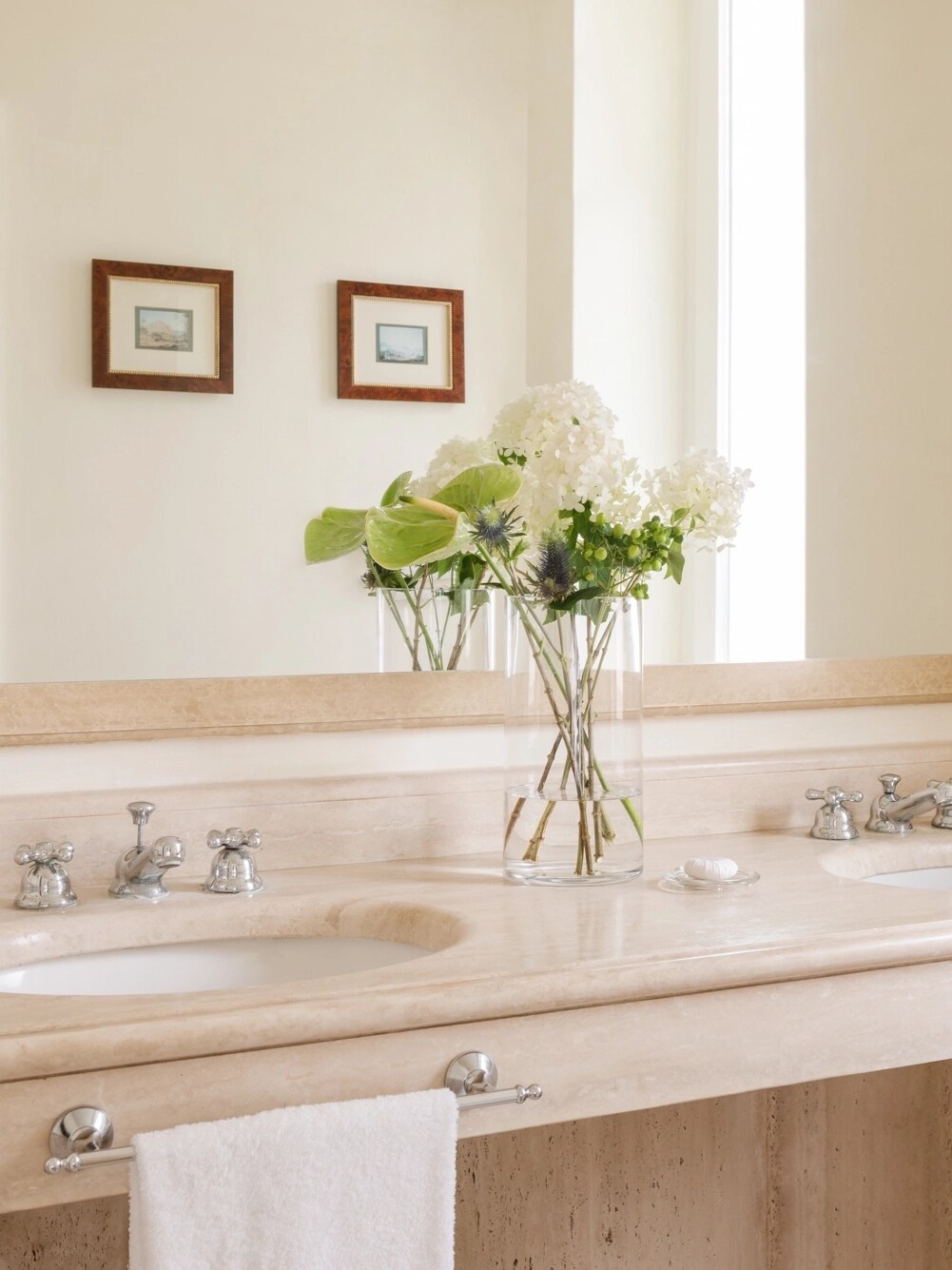 JumeirahCapriPalace_ClassicGardenSide_bathroom