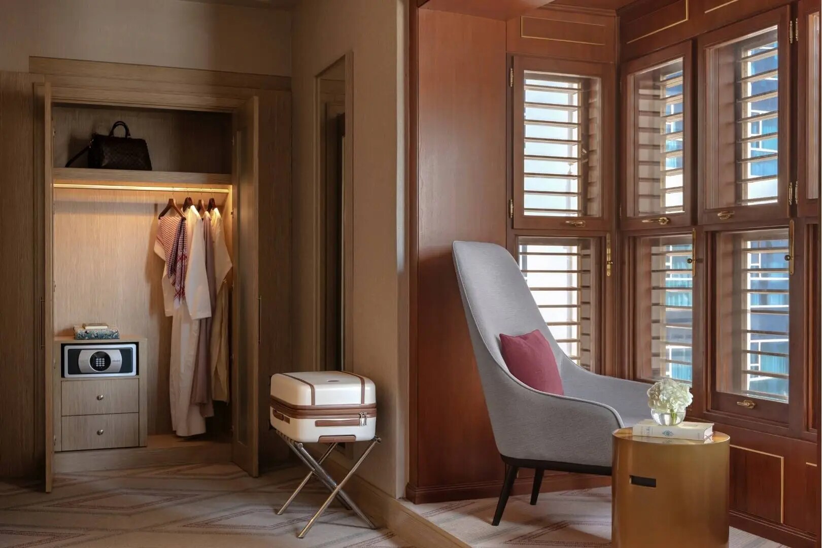 Jumeirah MakkahDeluxe RoomTwinHaram View1