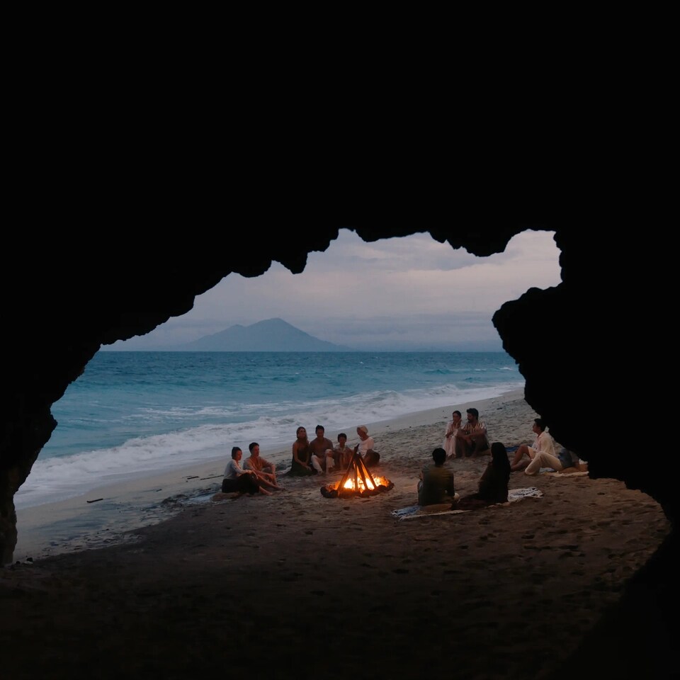 Jumeirah - Arabian Hospitality 2026 - Cave Campfire