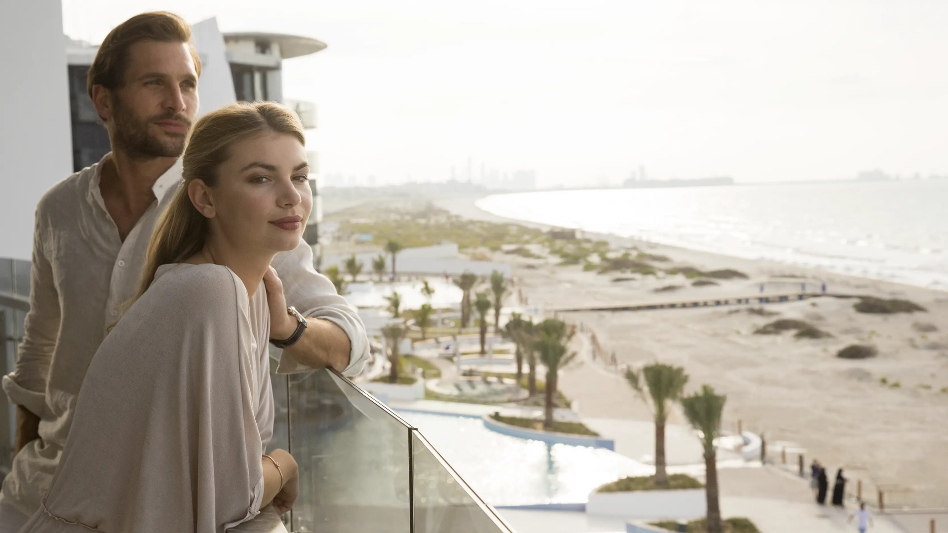 Jumeirah at Saadiyat Island Resort - Lifestyle - Couple