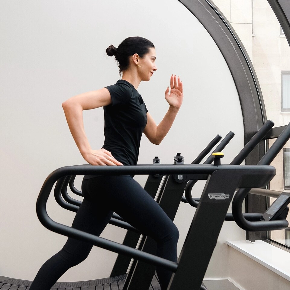 Jumeirah Carlton Tower_The Peak_Lifestyle_Model on Treadmill