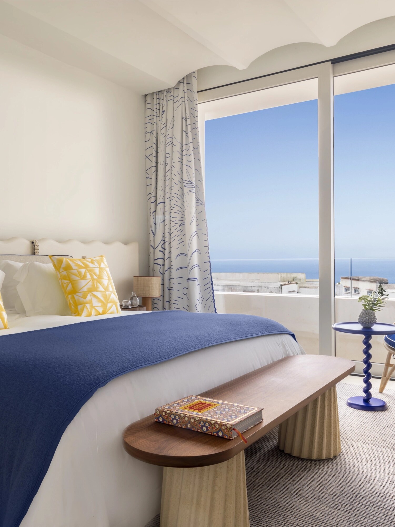 Jumeirah Capri Palace_Indoor areas_Mariorita Suite3.jpg