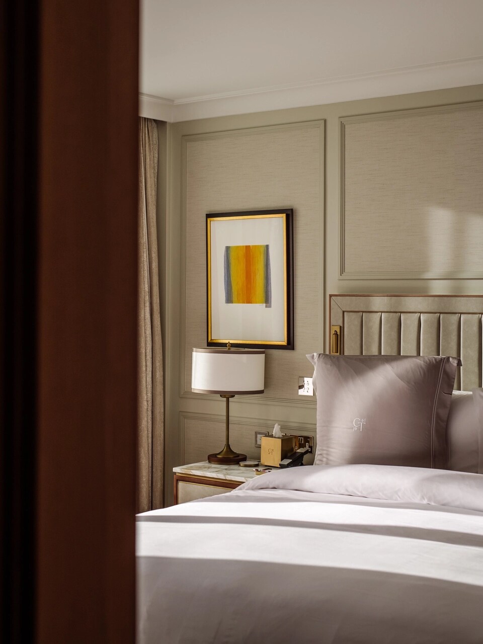 Jumeirah Carlton Tower_Rooms_Rooms Detail 2