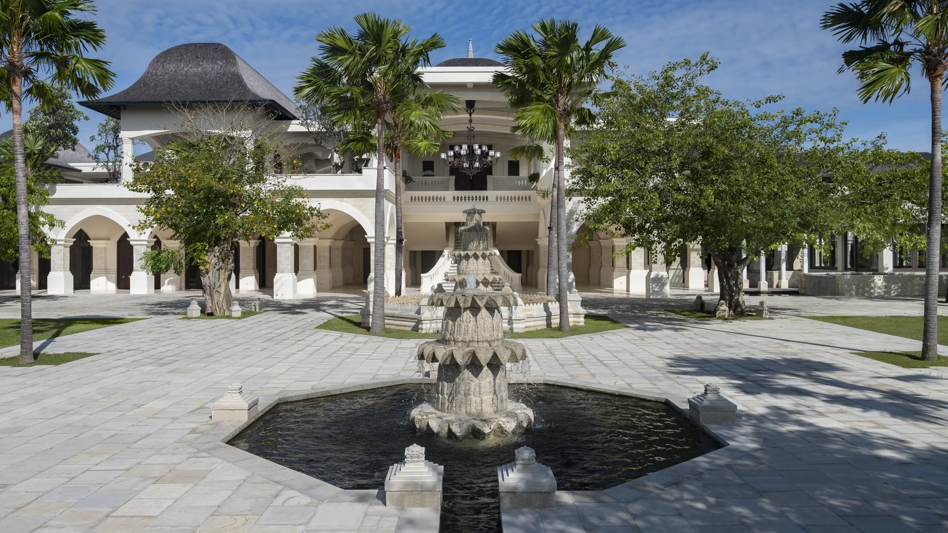 Jumeirah Bali-Entrance-2