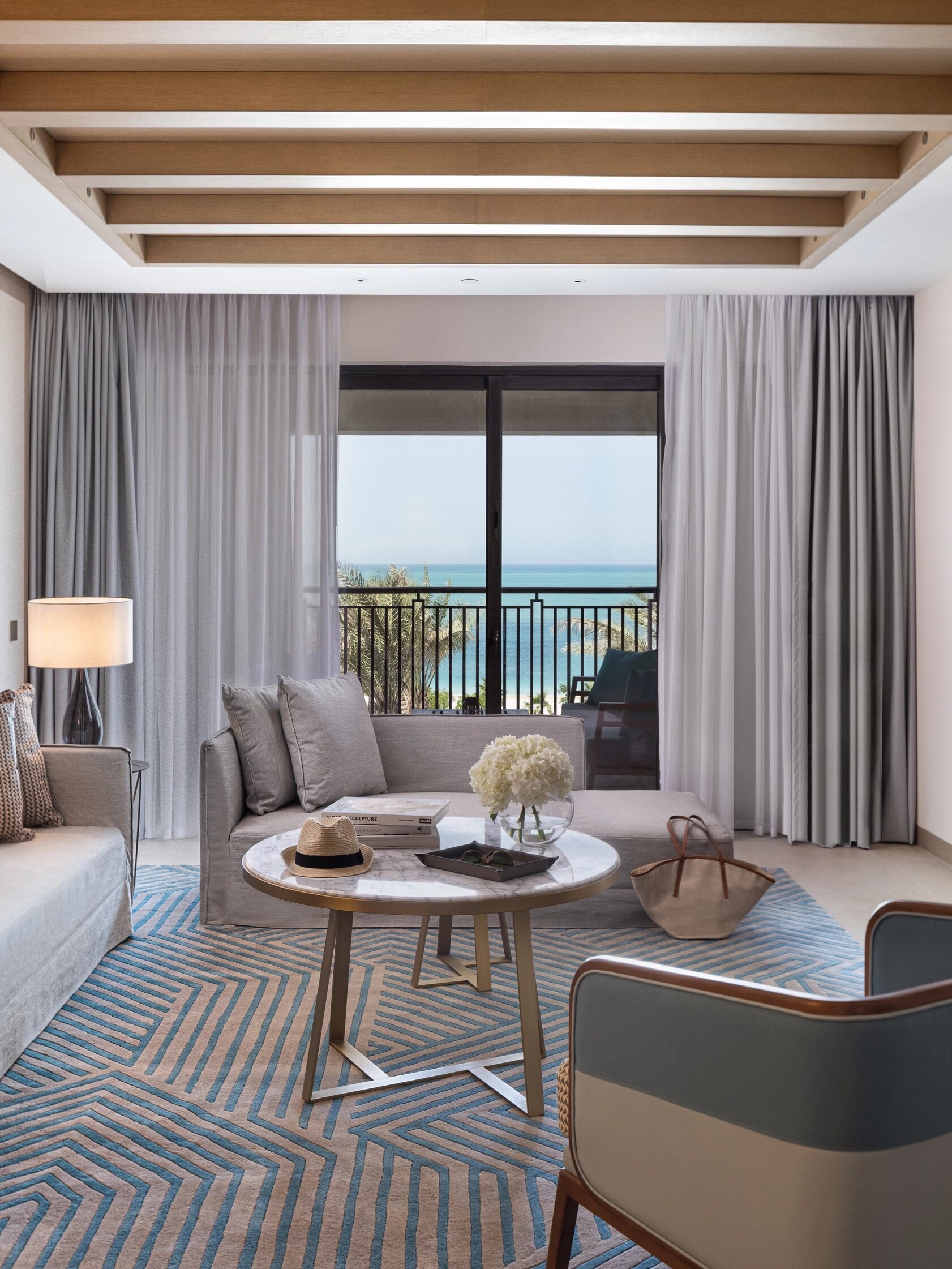 Jumeirah Gulf of Bahrain Resort & Spa - Ocean Suite - Living Room_1
