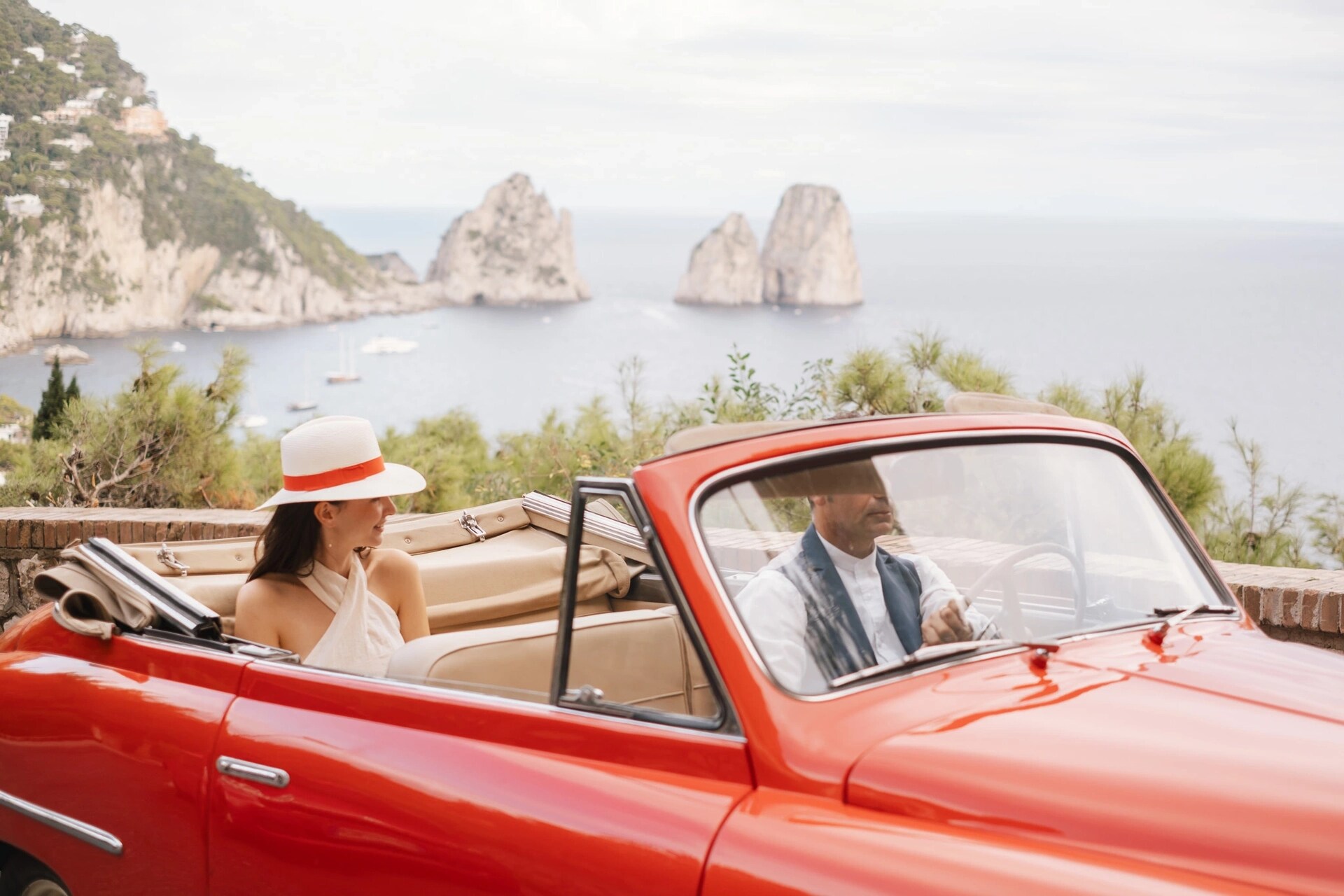 Jumeirah Capri Palace_redvintagecar_withmodel2024