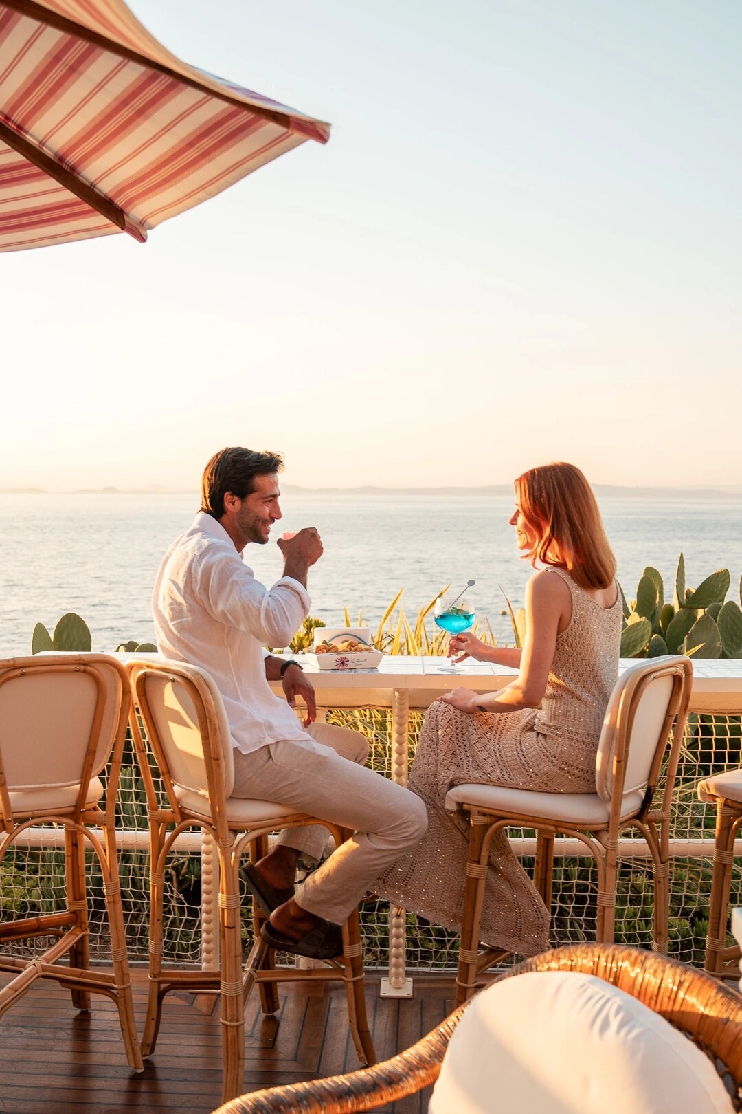 Jumeirah Capri Palace_Il Riccio Sea Lounge_withmodels9