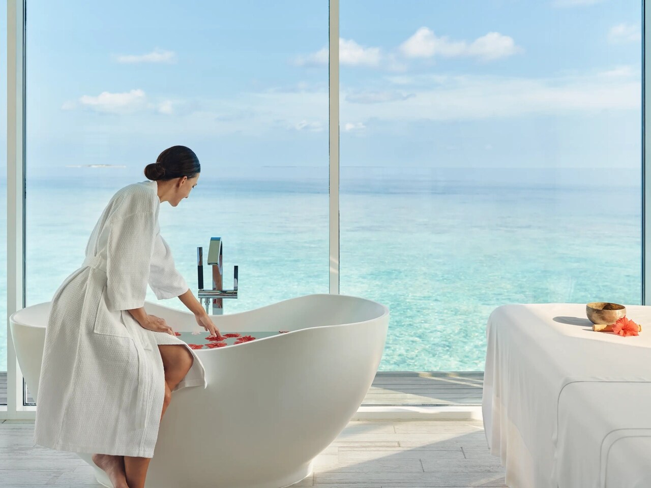 Jumeirah Maldives - Talise Spa Treatment Room