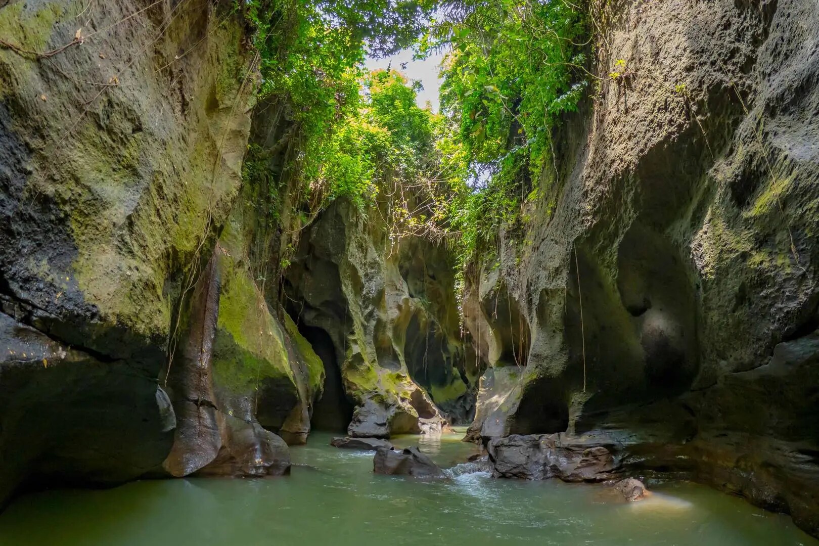 The canyon of Beji Guwang