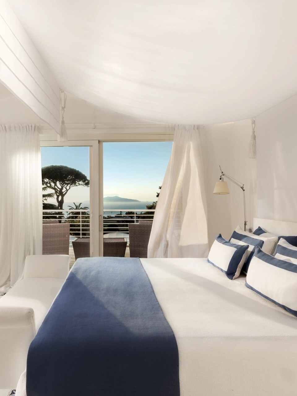 Capri Palace Jumeirah - Suite Capritouch - Bedroom