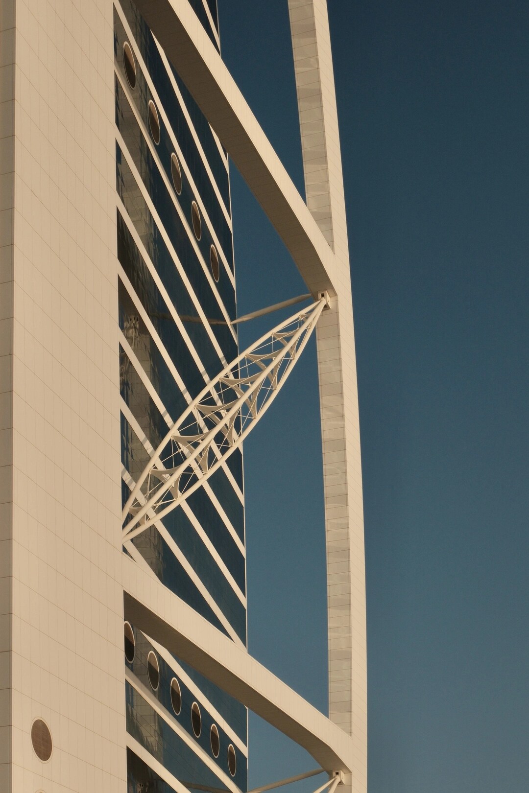 Jumeirah Burj Al Arab_Exterior_Architecture